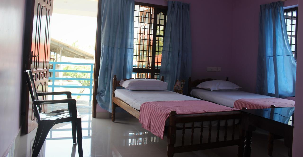 Puthenchirayil Homestay Тривандрум Экстерьер фото